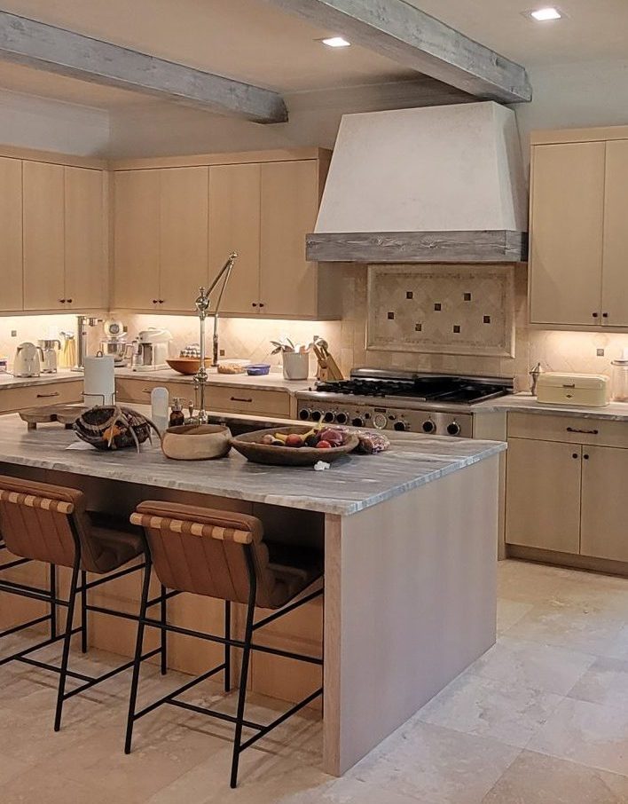 Kitchen Range Hood Installer in West Palm Beach